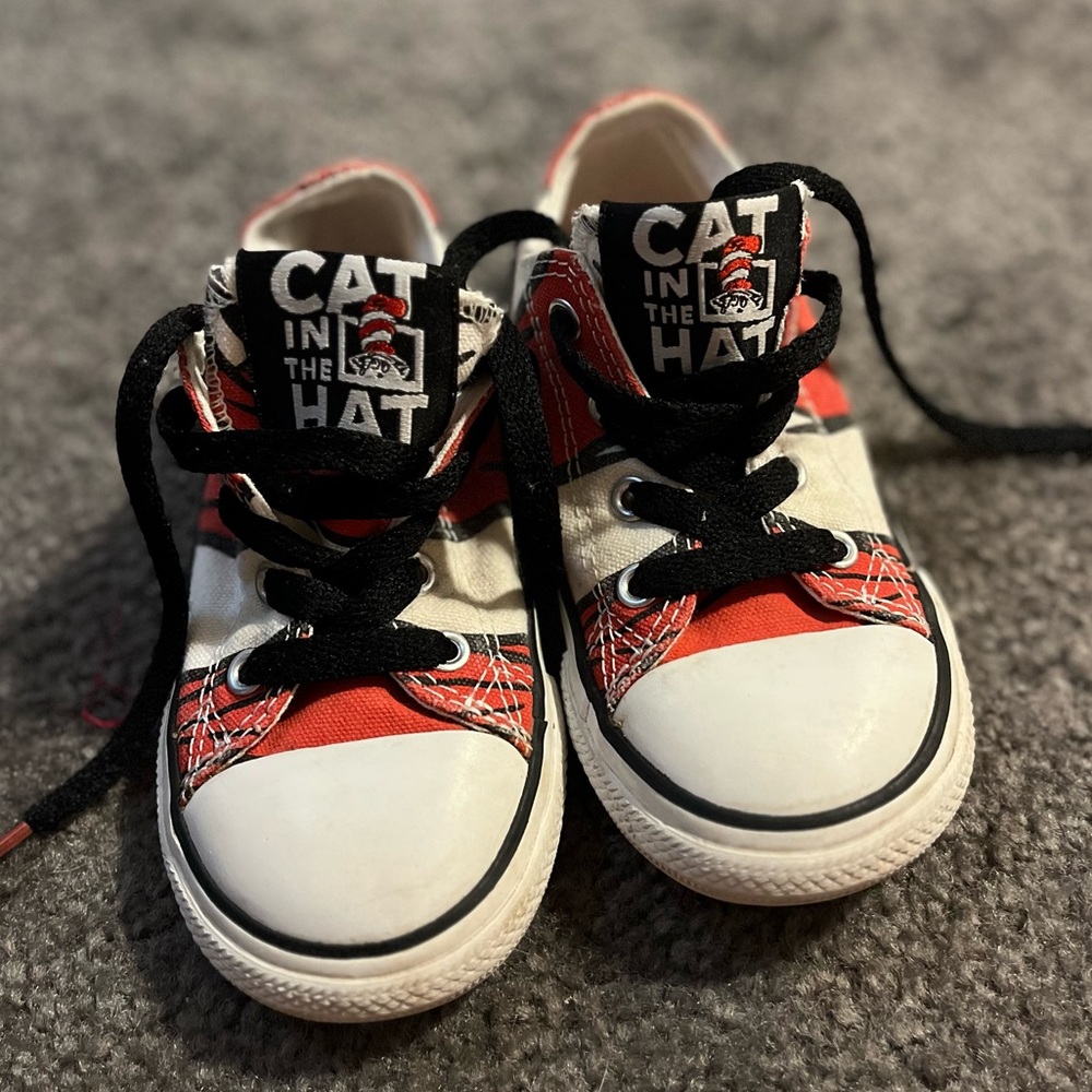 Converse Dr Seuss Cat in the Hat Toddler Shoes Size 9